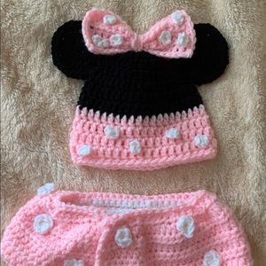 Minnie Mouse inspired diaper set
